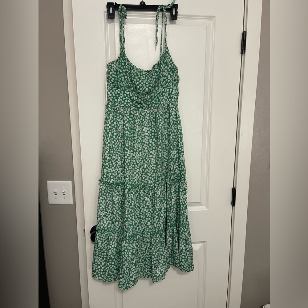 Princess Polly midi dress green with with flowers us size 10